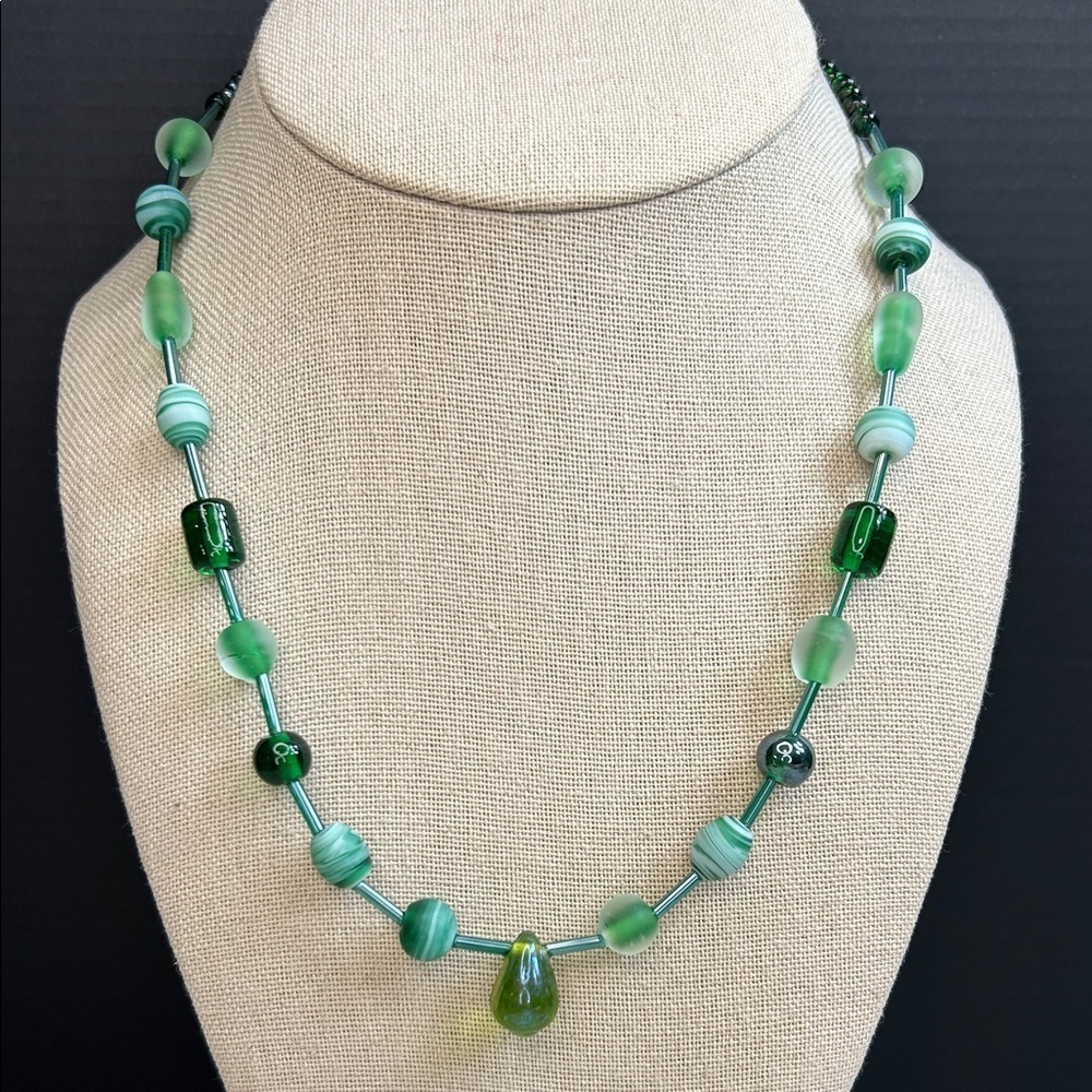 Elegant Green Glass Beaded Necklace